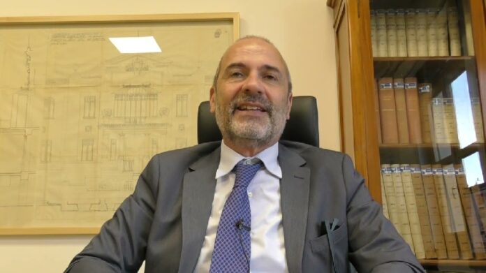 sanita-angelo-aliquo-lascia-asp-di-ragusa-per-frosinone-500