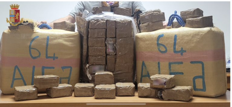 Trovato con oltre cento chili di droga: giovane ‘corriere’ finisce in manette