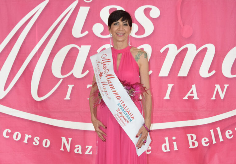 Eletta Miss Mamma Italiana Evergreen 2022: premiata una ciociara