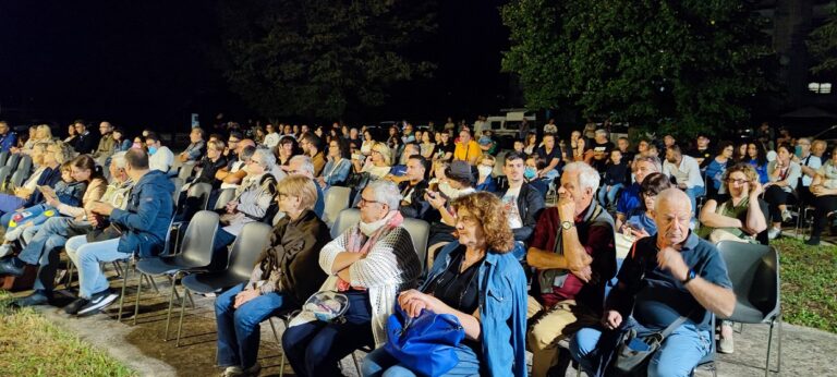 ‘Ferentino è’: la comicità si fa in tre