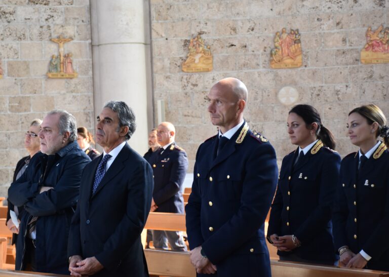Frosinone: in occasione della commemorazione dei defunti, la Polizia di Stato rende onore ai suoi Caduti