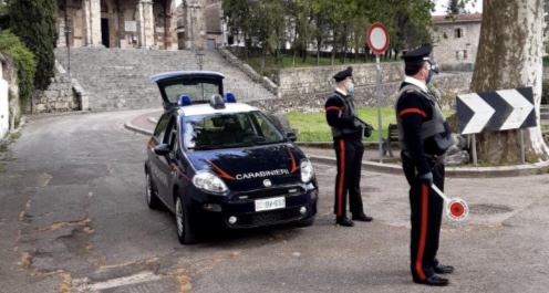 Lo fa innamorare e poi gli ’spilla’ quasi 200mila euro: arrestata truffatrice