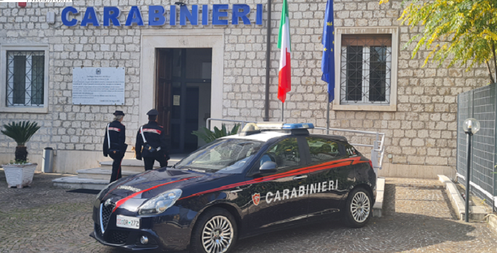 Estorsione, lesioni e rapina: arrestato un 57enne