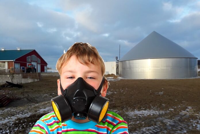 harcolmbiodigester non biodigestore - bambino