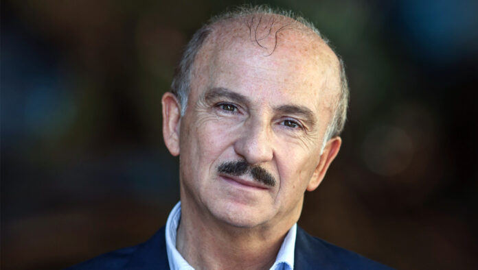 Carlo Buccirosso - SITO