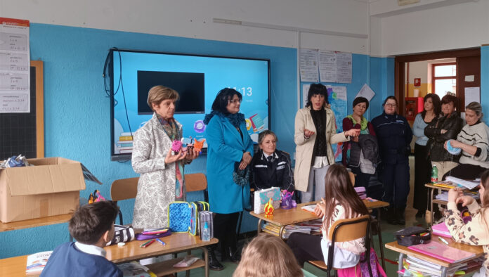 Paliano – Dalla casa di reclusione regali ai bambini della scuola primaria - SITO