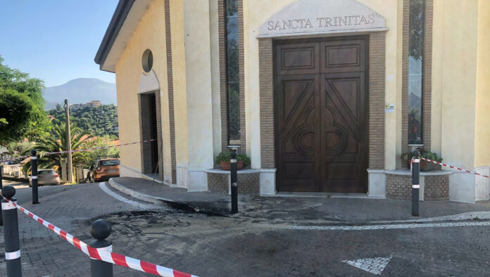 Frosinone, vandalismo Santissima Trinità - SITO