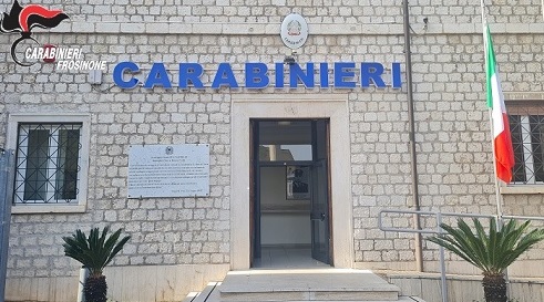 Cassino – Resistenza a pubblico ufficiale e spaccio: arrestato un 51enne
