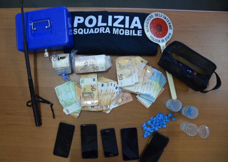 Frosinone, controlli del territorio:  trovate 61 dosi di cocaina e 20mila euro in contanti