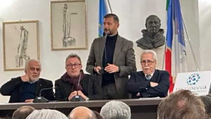 Roccasecca – L’Accademia 'Ora et Labora' celebra lo scrittore Fernando Riccardi - SITO
