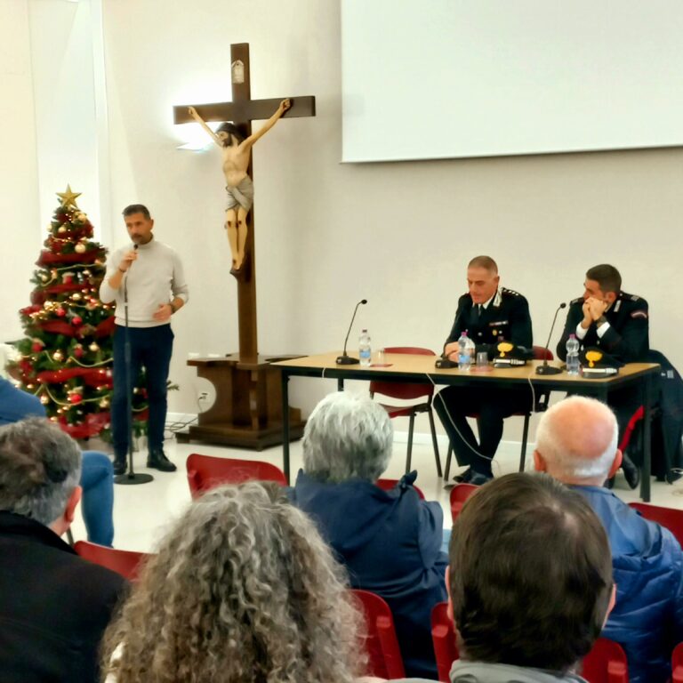 Roccasecca, i carabinieri incontrano i cittadini sulla prevenzione dei furti nelle abitazioni