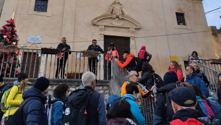 Roccasecca, “Natale in Lis”: visita guidata del borgo castello e laboratori didattici anche nella lingua dei segni