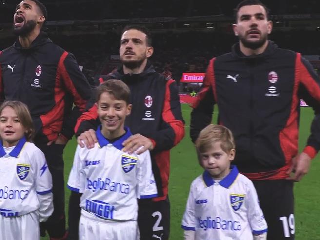 Leo, Milan-Frosinone: post Twitter Lega Seria A scatena le polemiche social: “I bambini sono tutti speciali”