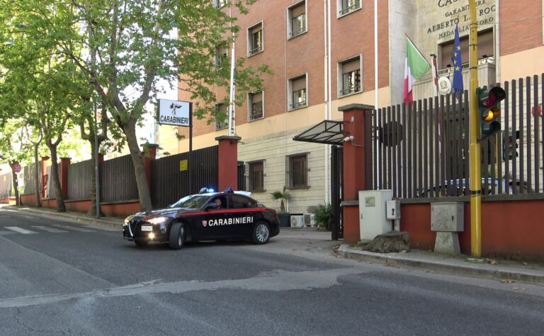 Ceccano, botte alla moglie: beccato dai carabinieri e portato in carcere per scontare la sua pena
