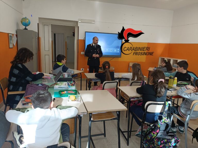 Collepardo, educazione alla legalità: i carabinieri incontrano gli alunni della scuola primaria