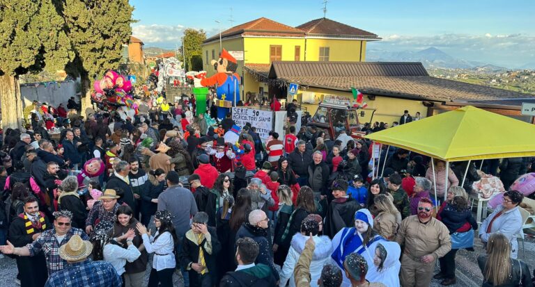 Carnevale Torriciano: Un successo strabiliante che conclude la stagione carnevalesca Ciociara