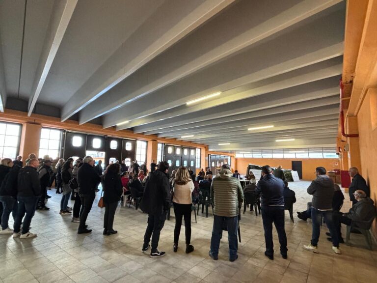 Il sindaco Di Stefano incontra i cittadini e il comitato di quartiere numero 3