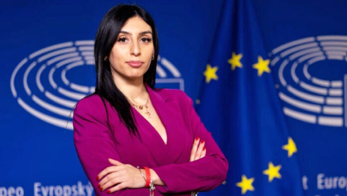 maria-veronica-rossi maria veronica rossi europarlamentare