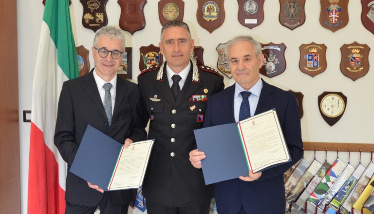 Frosinone – Il Comandante Provinciale saluta i Luogotenenti Antonio De Santis e Gaetano Campanella