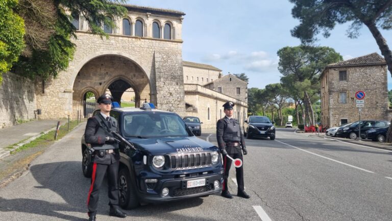 Alatri – Controlli dei Carabinieri. Identificate 100 persone e controllati 80 veicoli