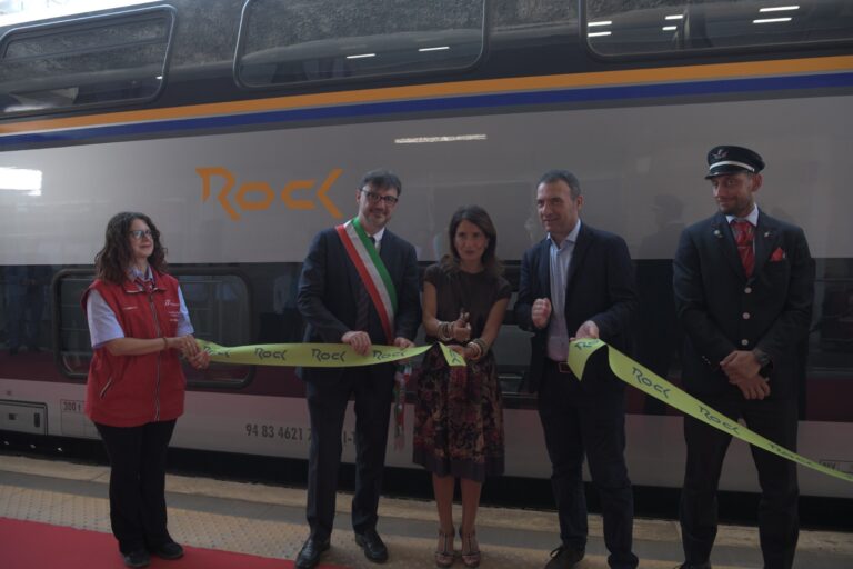 Regionale di Trenitalia, consegnato il 34^ nuovo treno Rock