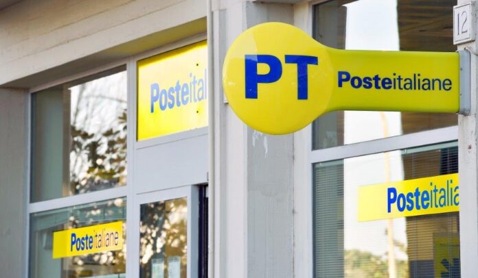 foto ESTERNO Poste Italiane LOGO
