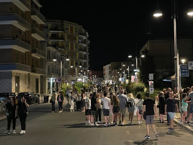 Frosinone, sabato isola pedonale dalle 20 alle 24 nella centrale via Moro: intrattenimento e spettacoli