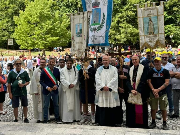 Da Roccasecca a Canneto finalmente unite: l’ingresso al Santuario delle Compagnie di Pellegrini