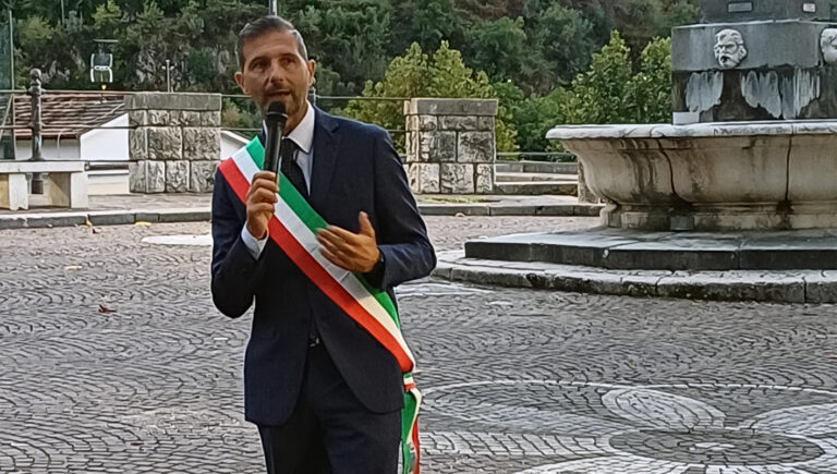 Roccasecca, seduta del Consiglio comunale su bilancio e stazione ferroviaria