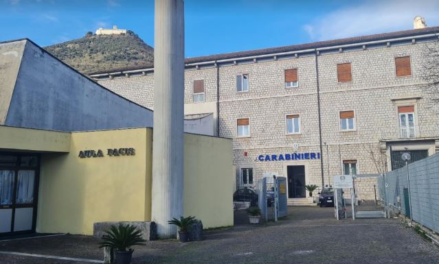 Cassino, rapinano un anziano e svuotano la sua Postepay: due giovani arrestati. Tutti i particolari
