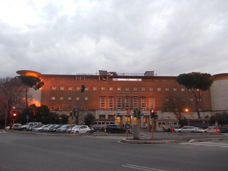 Alatri, è morto l’uomo che si era dato fuoco: il decesso dopo due giorni di agonia. Dolore e cordoglio in città