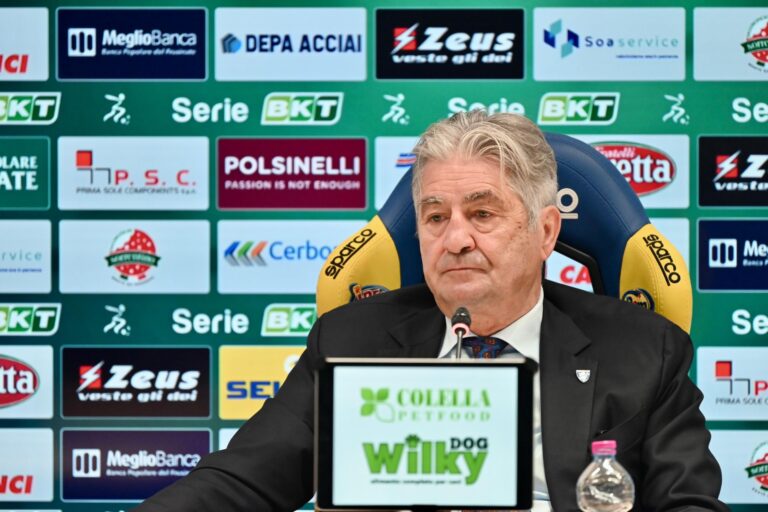 Frosinone, la conferenza di Angelozzi: “Non siamo morti, ci rialzeremo”