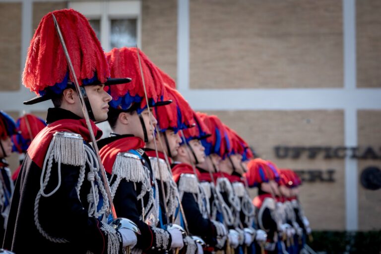 Concorso per il reclutamento di 65 allievi ufficiali dell’Arma dei Carabinieri: le informazioni
