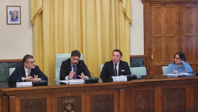 Tav, in Provincia il Comitato per la Crescita e lo Sviluppo Sostenibile - SITO Tav, in Provincia il Comitato per la Crescita e lo Sviluppo Sostenibile - SITO
