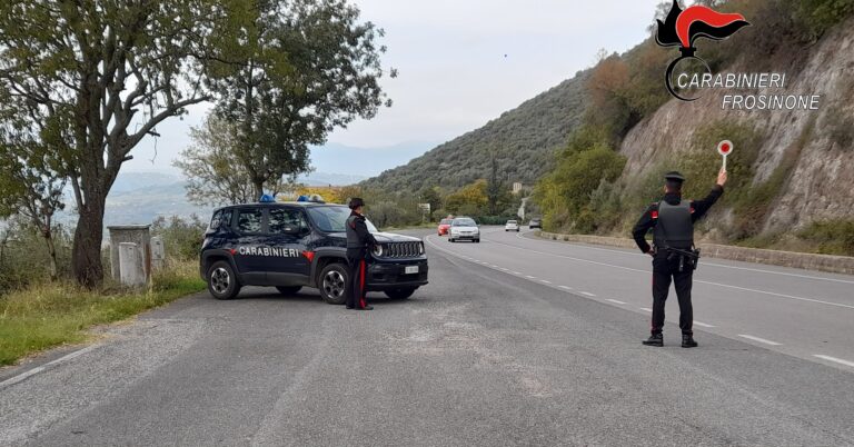 Droga sequestrata, multe e posti di blocco: i risultati dei controlli dei carabinieri