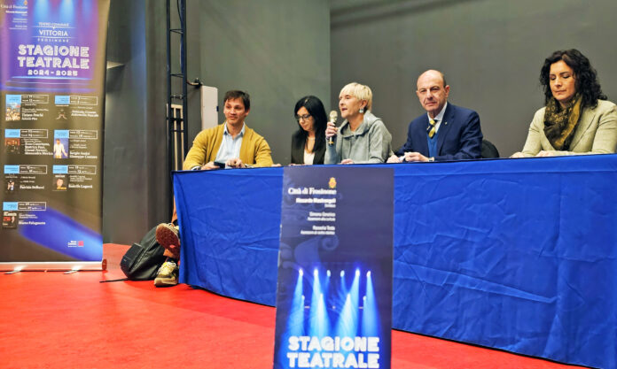 teatro-vittoria-frosinone-stagione-teatralejpg teatro vittoria frosinone stagione teatrale mastrangeli testa geralico
