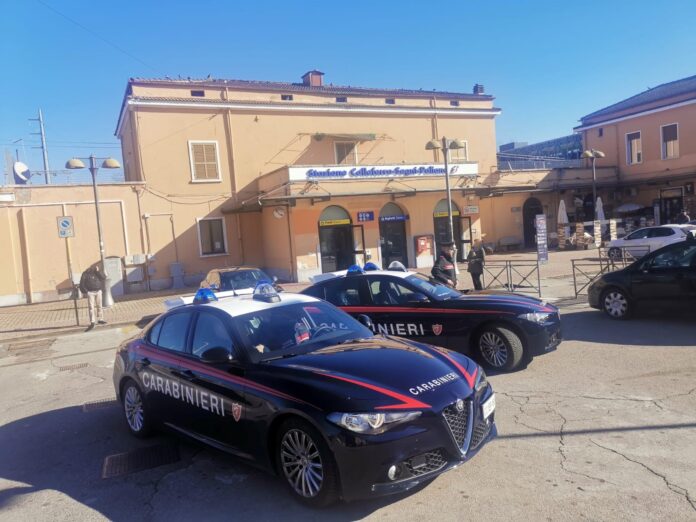 COLLEFERRO - Controlli antidroga dei Carabinieri (1)