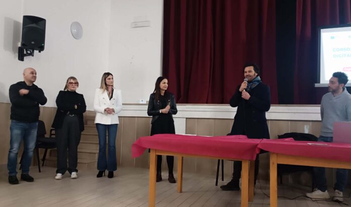 Paliano, al via il corso di formazione digitale Paliano, al via il corso di formazione digitale