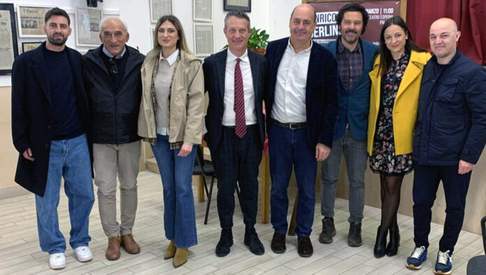 Paliano, inaugurata la mostra Il mondo di Berlinguer Paliano, inaugurata la mostra Il mondo di Berlinguer