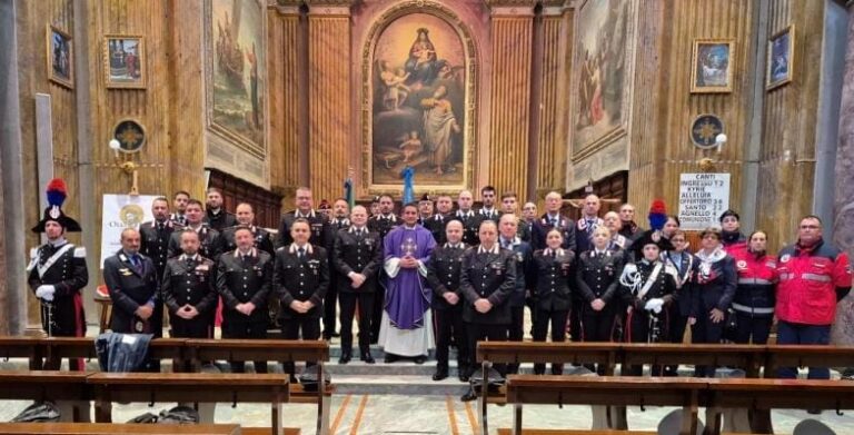 Anagni – Precetto Pasquale per i carabinieri nella chiesa Sant’Andrea