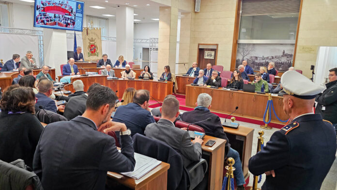 consiglio comunale frosinone bilancio 02-04-2025 consiglio comunale frosinone bilancio 02-04-2025