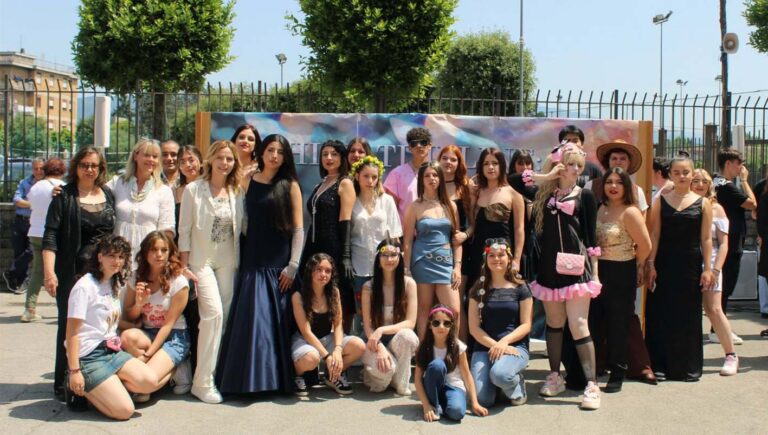 IIS Luigi Angeloni, manifestazione di moda