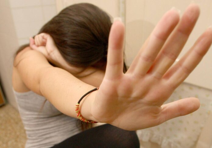 abusi-su-minori abusi su minori