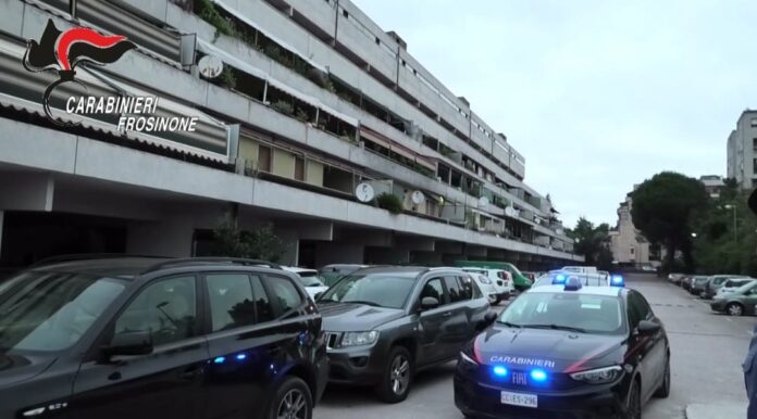 frosinone droga casermone pestaggio frosinone droga casermone pestaggio