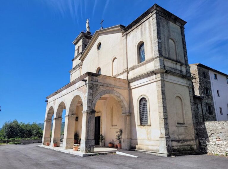 Giuliano di Roma – Il Santuario Mariano diventa Chiesa Giubilare: comunità in festa per la benedizione del Papa