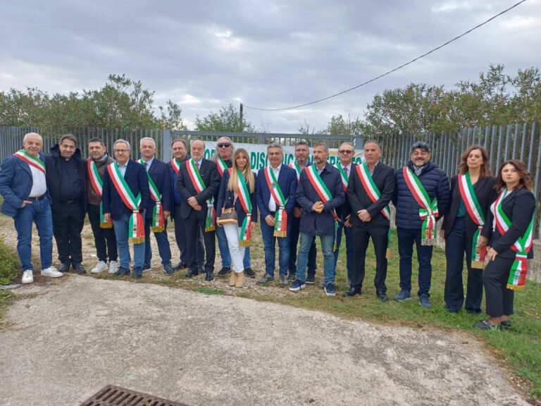 Roccasecca – Dal Sit-In in via Ortella un no deciso alla riapertura della discarica di via Cerreto