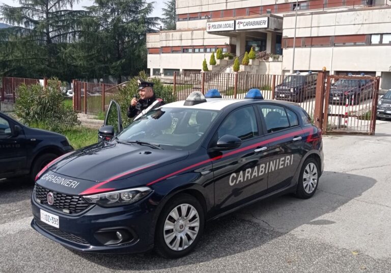ceccano carabinieri minacce famiglia