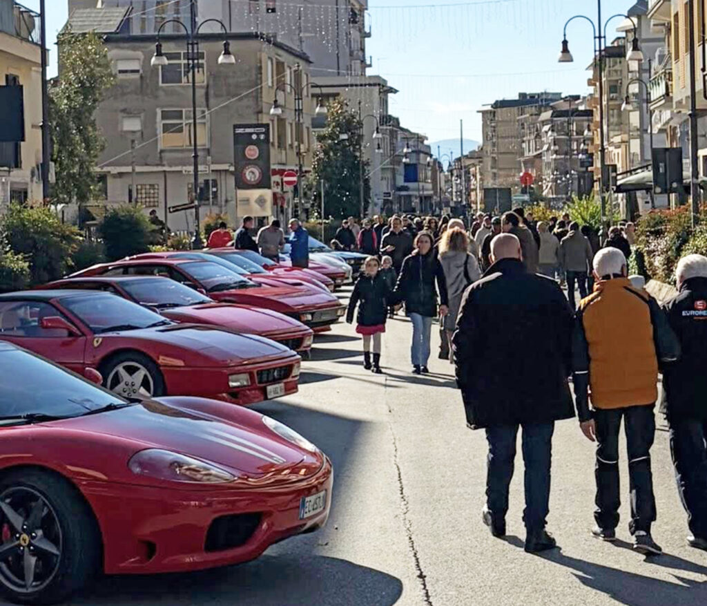 auto ferrari via aldo moro