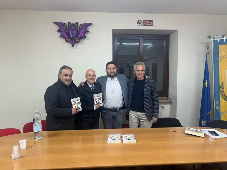 Diez, l’atlante dei numeri 10. Presentato il libro di Umberto Zimarri tra sogni e passioni di uno sport che sa unire ed entusiasmare