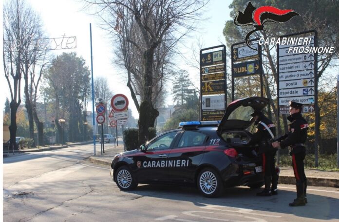 Pontecorvo carabinieri maltrattamenti famiglia